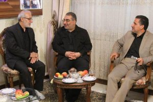 دیدار شهردار منطقه شش با خانواده شهیدان جواد سپهری